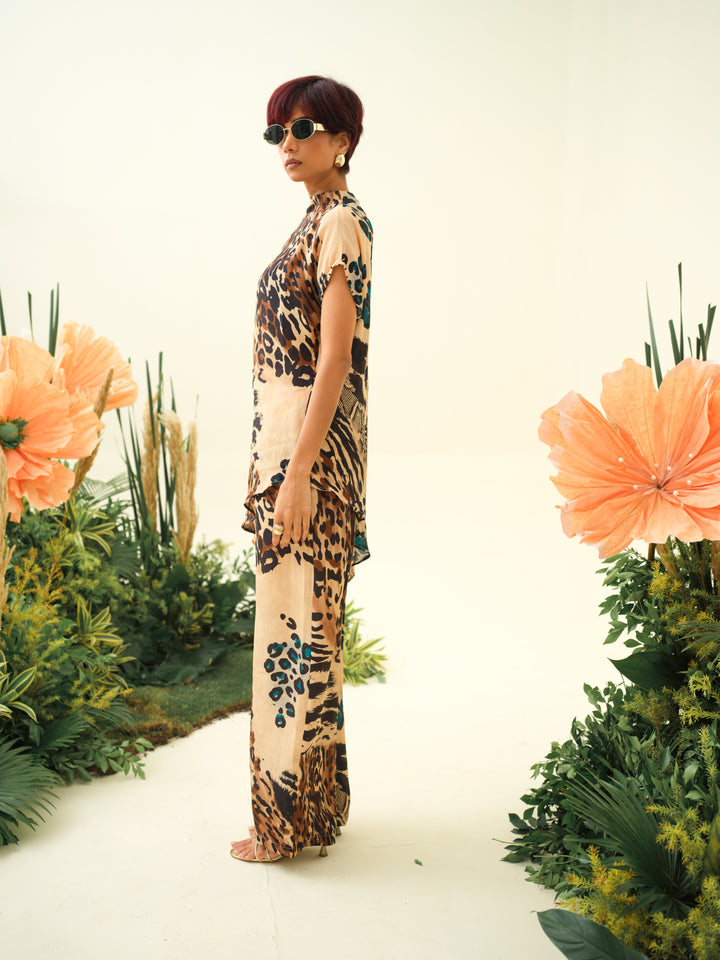 Kaya Asymmetrical Top