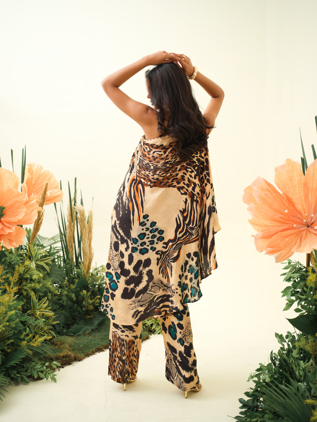 Kaya One Shoulder Set